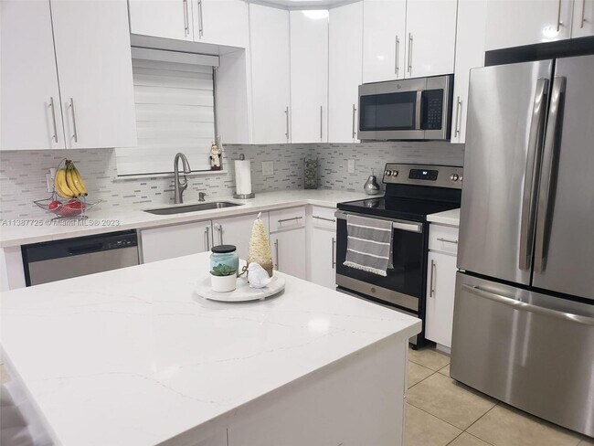 Foto del edificio - 1532 SE 31st Ct