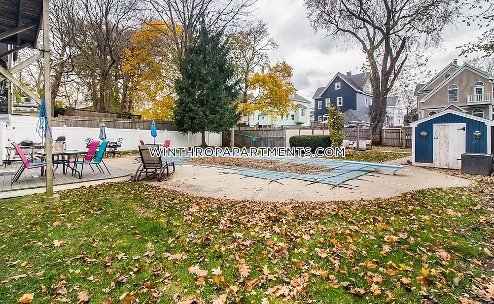 131 Bartlett Rd Unit 2, Winthrop, MA 02152 Room for Rent in Winthrop