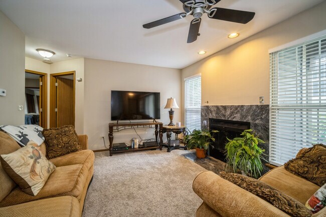 Foto del edificio - 1045 Talbots Ln