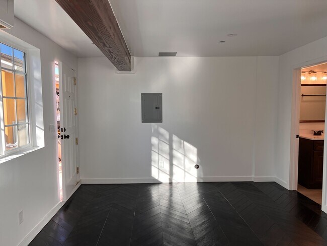 Foto del edificio - 10312 Buford Ave