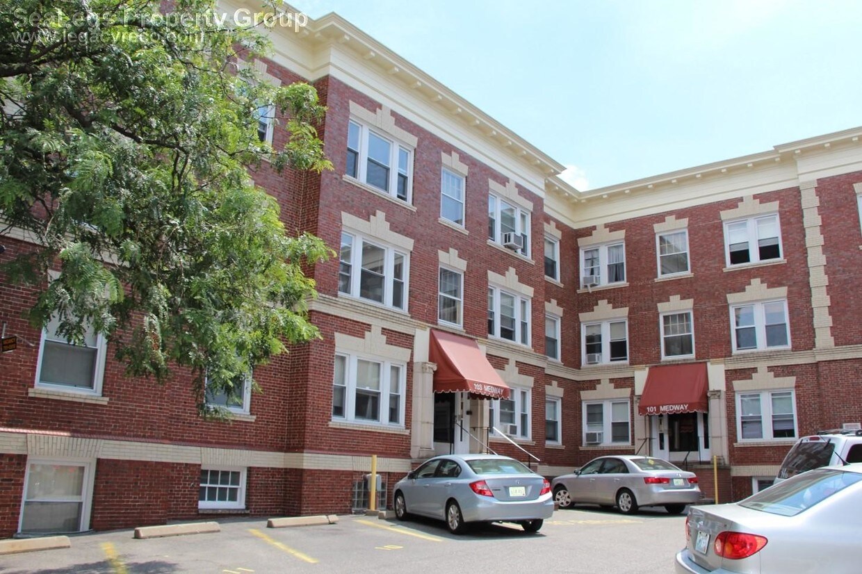 101 Medway St Unit 3, Providence, RI 02906 Apartment for Rent in