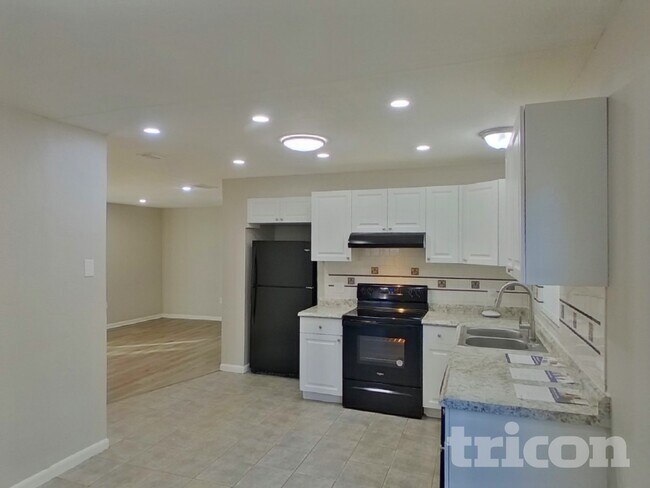 Foto del edificio - 1408 Highview Rd