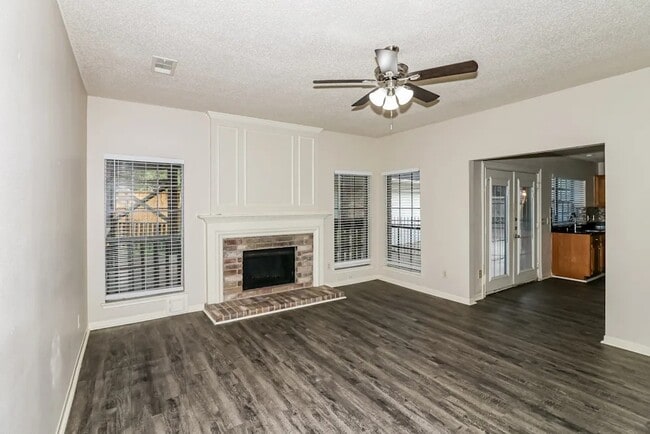 Building Photo - 22948 Benbury Dr