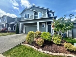 Building Photo - 927 Baker Hts Lp