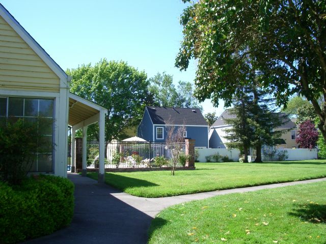 Building Photo - 8322 Windmill Farms Dr