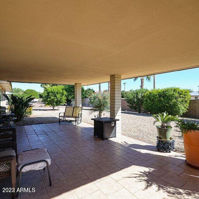 Foto del edificio - 16209 N Desert Holly Dr