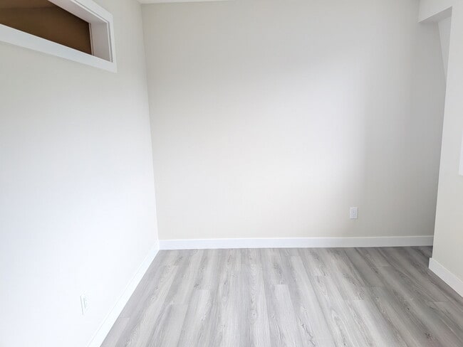 Building Photo - 5662 Vedder Rd