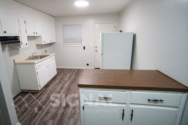 Foto del edificio - 1305 16th St N