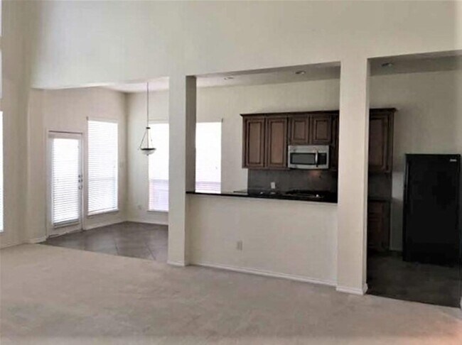 Foto del edificio - 2022 Shore Breeze Dr