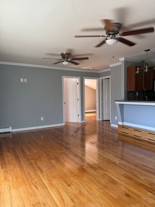 Foto del edificio - 25 Glenmere Ln