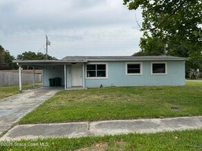 Building Photo - 2506 Stratford Dr