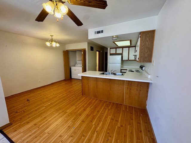 Foto del edificio - 417 N Pleasant St