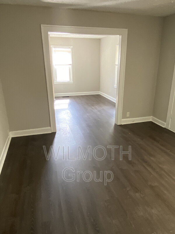 Foto del edificio - 2373 N Oxford St