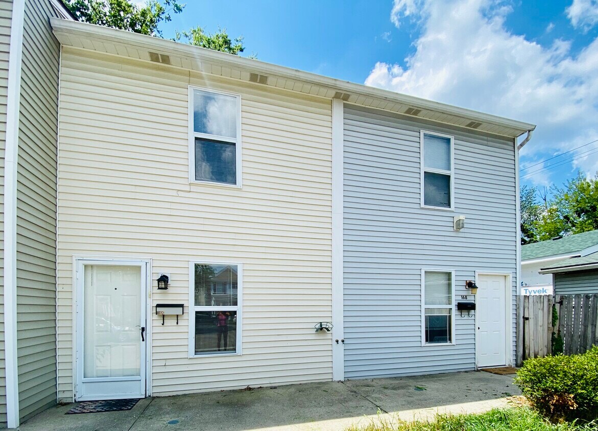 166 Montmullin St, Lexington, KY 40508 Townhome Rentals in Lexington