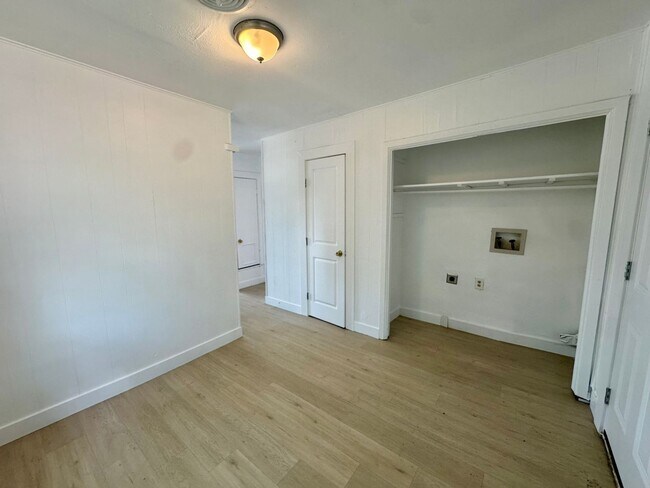 Foto del edificio - 1101 Hall