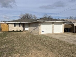 Building Photo - 341 NW 91st St