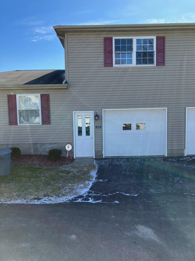 Primary Photo - 1158 S Lincoln Ave