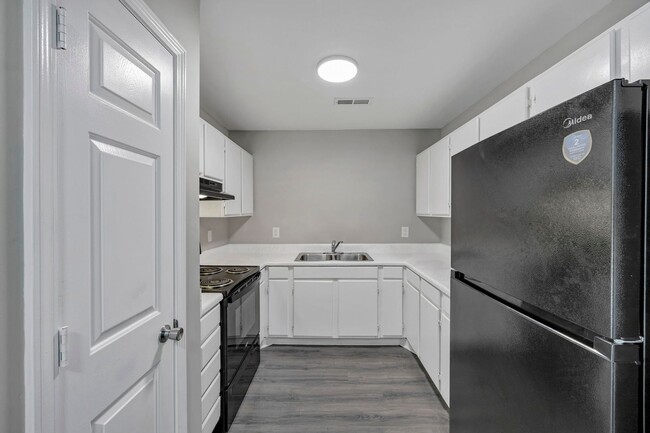 Interior Photo - Rose Hill Garden Apartments