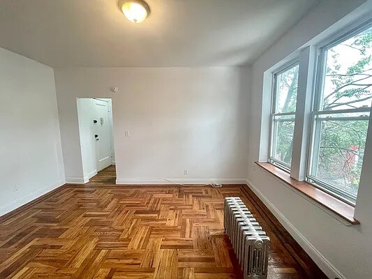 Foto principal - 48-11 45th St