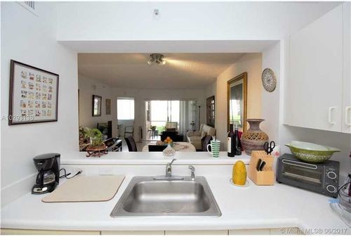 Foto principal - 9511 Weldon Cir