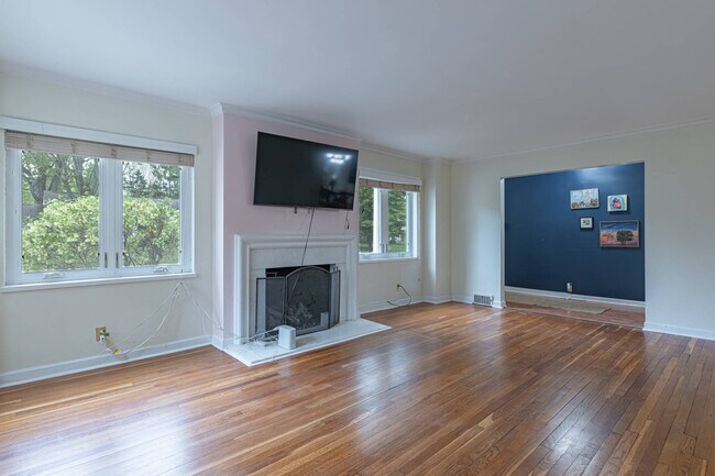 Building Photo - 3225 Atherton Rd