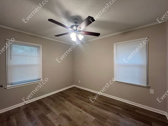 Building Photo - 4286 Fredericks Ave