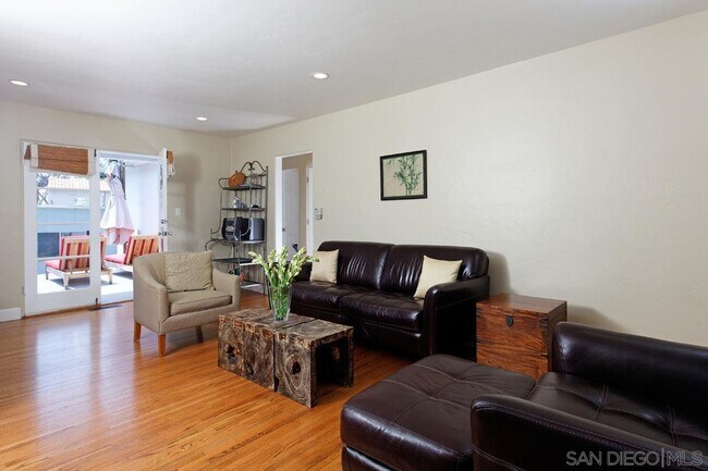 Foto del edificio - 5556 Waverly Ave