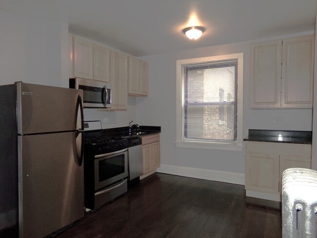Foto del edificio - 3604 W Sunnyside Ave