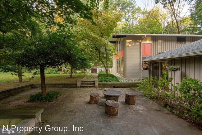 Foto del edificio - 4 br, 3.5 bath House - 501 Dogwood Lane