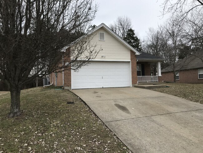 Building Photo - 2862 Meadow Gln