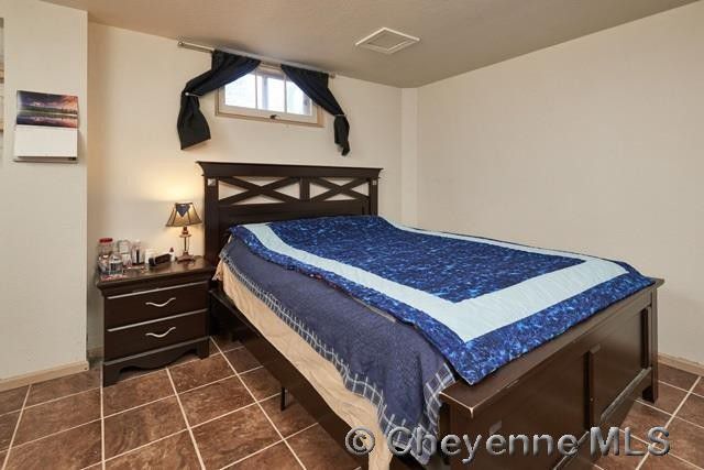 Dormitorio - 609 Randall Ave