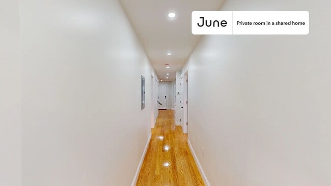 Building Photo - Room in Shared 4 bed/2 bath home