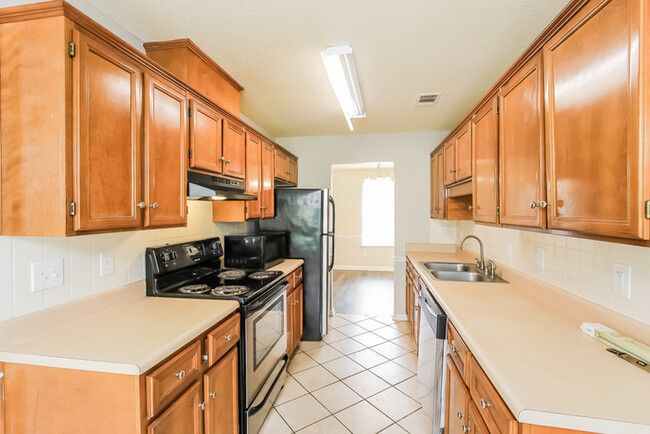 Building Photo - Beautiful Home Close To Ft Gordon!