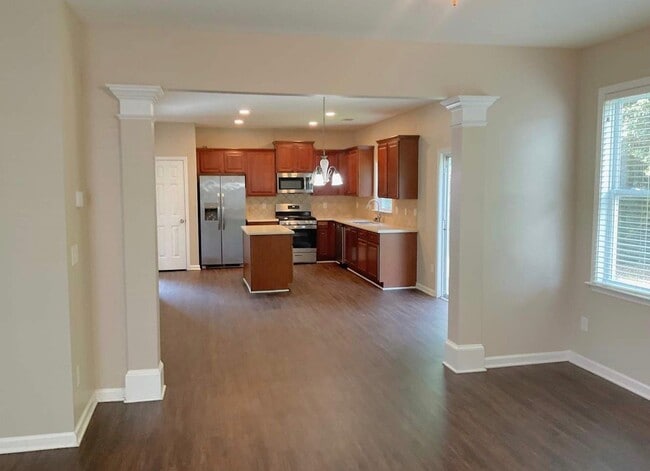 Building Photo - 5140 Fieldstone View Cir