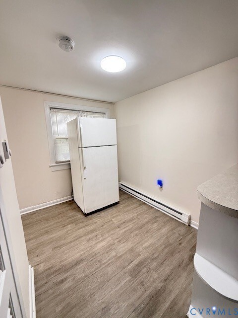 Foto del edificio - 7279 Edgeworth Rd