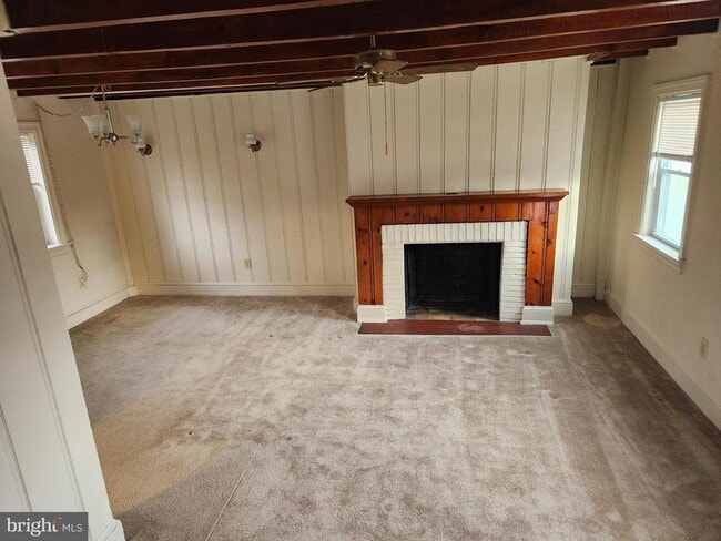 Foto del edificio - 9062 Washington St