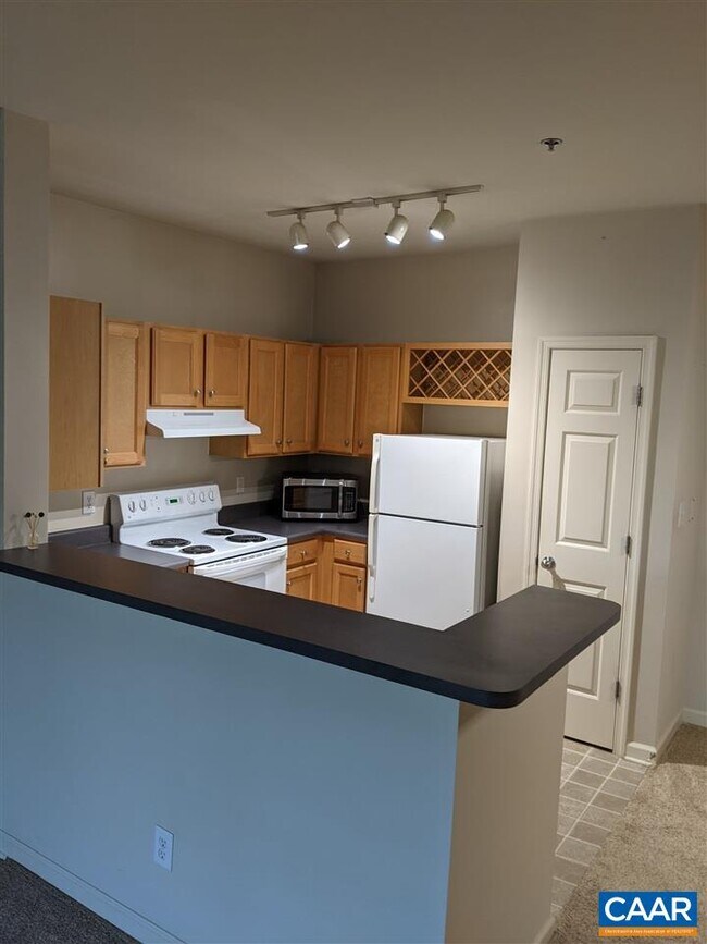 Foto del edificio - 260 Riverbend Dr