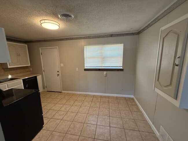 Foto del edificio - 1216 E Foster Ave