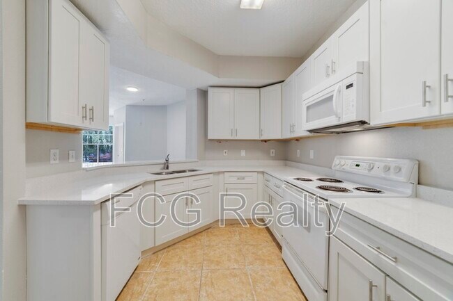 Foto del edificio - 5548 Metrowest Blvd