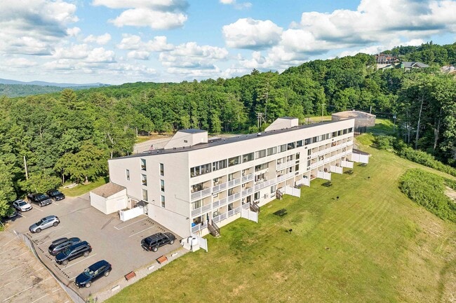 Building Photo - 375 Endicott St N