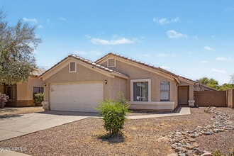 Building Photo - 8133 W Magnolia St