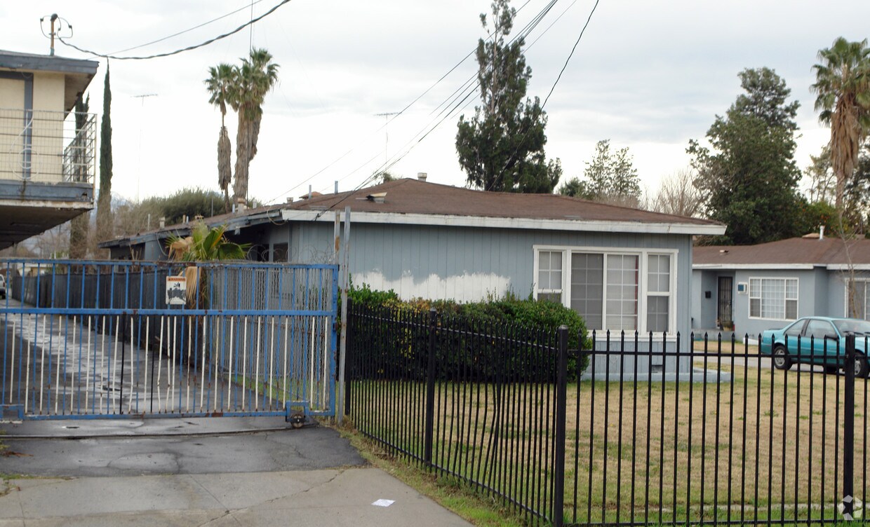 Building Photo - 1545-1535 N Lugo Ave