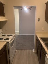 Building Photo - 400 Orchard Trace Ln
