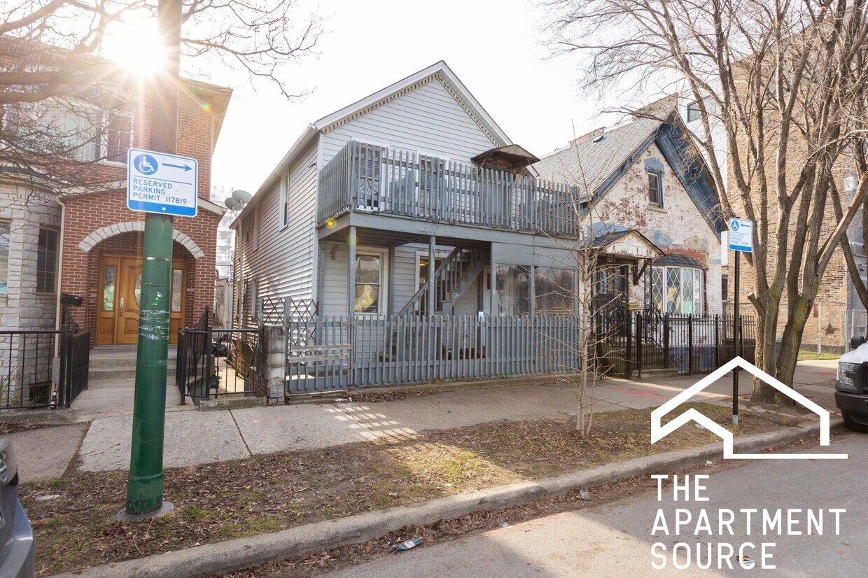 Primary Photo - 1437 W 16th St