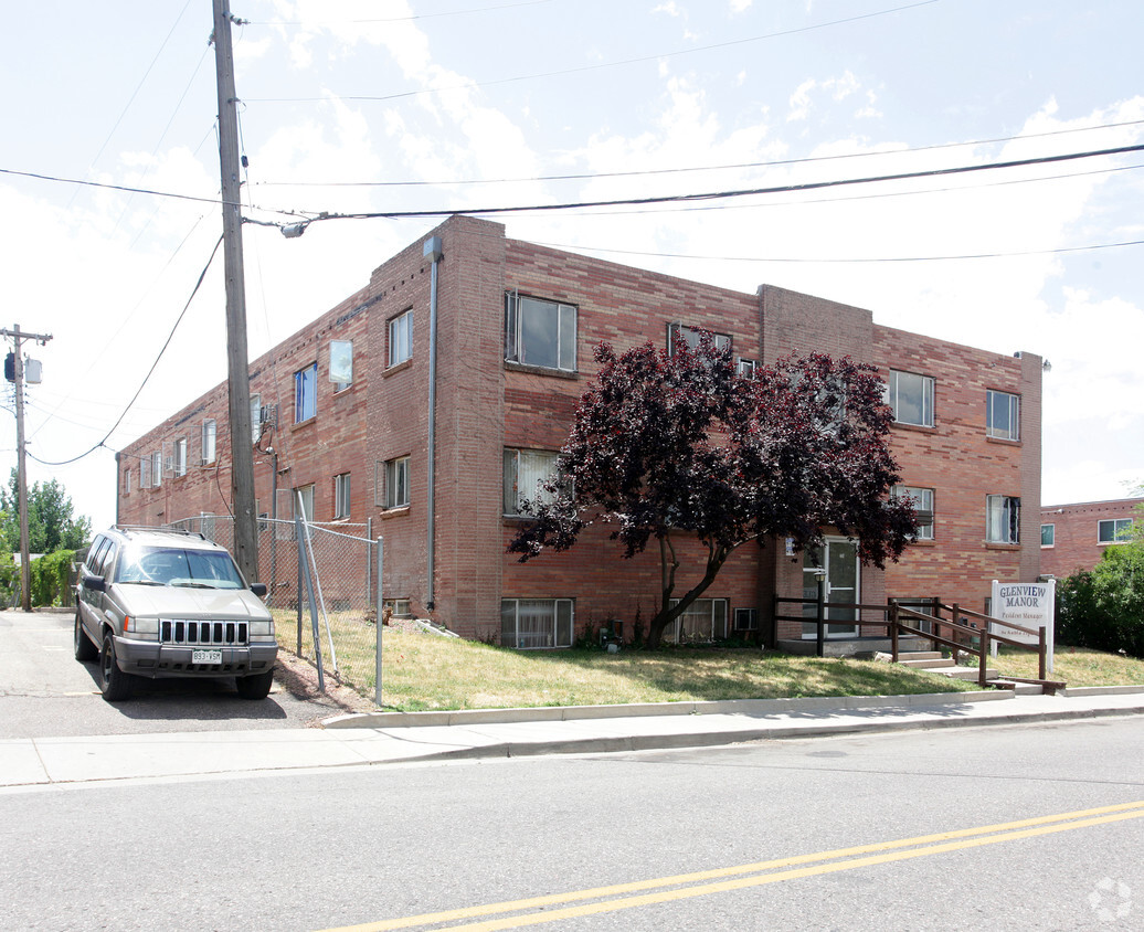 Foto principal - 258 West Powers Avenue
