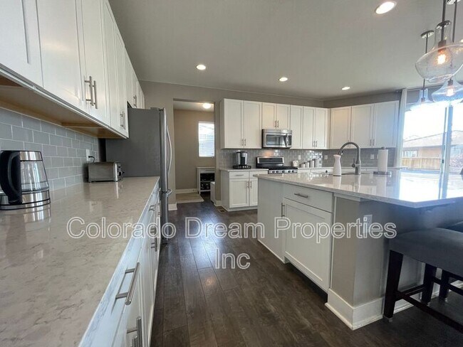 Foto del edificio - 10018 Tall Oaks St