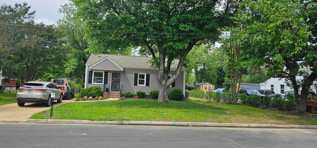 Primary Photo - 112 Semple Rd