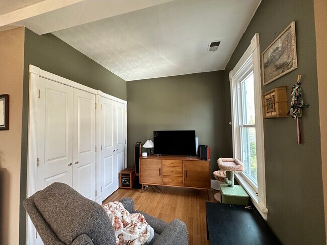 Dormitorio del segundo piso - 1781 William Howard Taft Rd