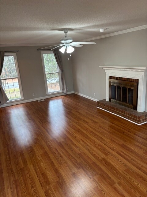 Living Room - 513 Shannon Green Cir SW