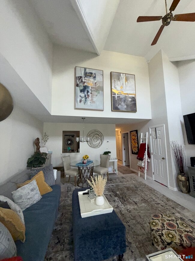 Building Photo - 462 Glendale Ave